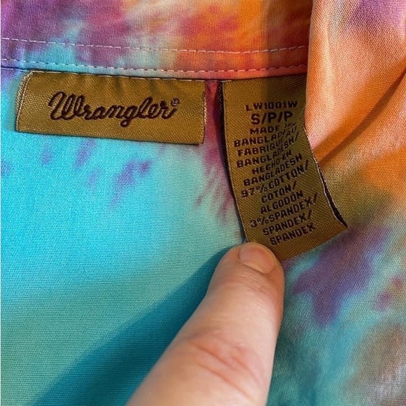Wrangler Small Tie dye button up - Picture 2 of 2